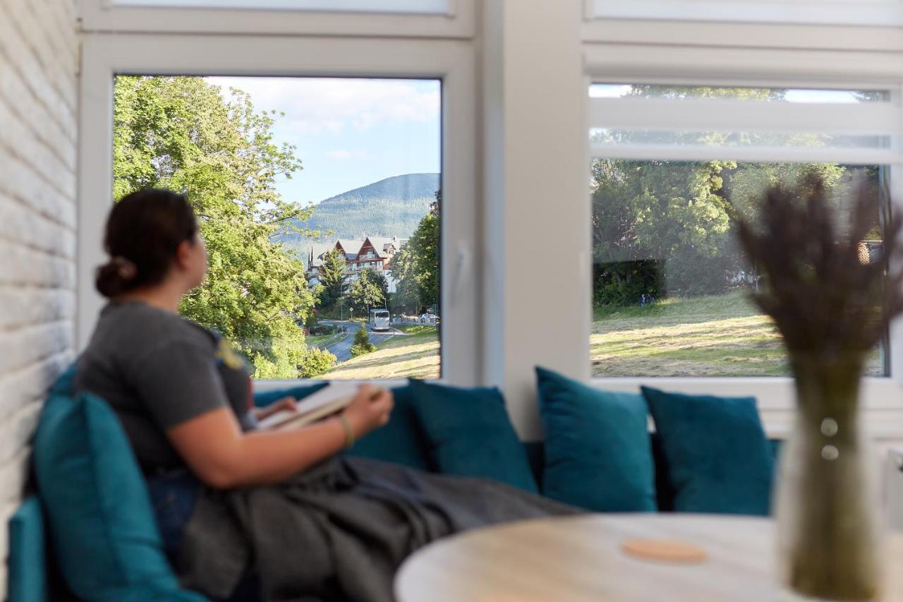 Apartament "Powoli" Z Darmowym Parkingiem Karpacz Bagian luar foto